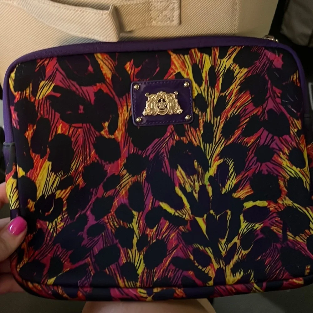 Juicy Couture IPad Sleeve Padded